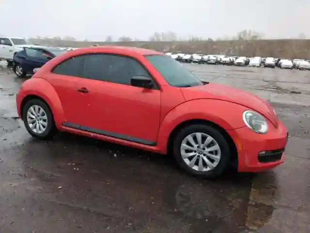 3VWF07AT0GM626549 2016 VOLKSWAGEN BEETLE-3