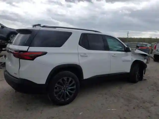 1GNERJKW9PJ284386 2023 CHEVROLET TRAVERSE-2