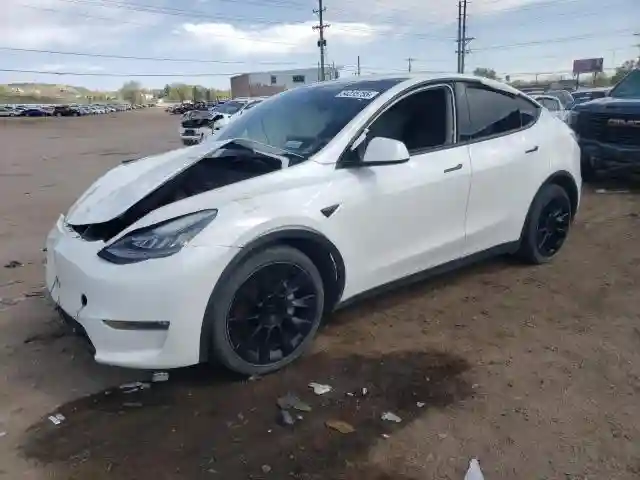 5YJYGDEE8MF207009 2021 TESLA MODEL Y-0