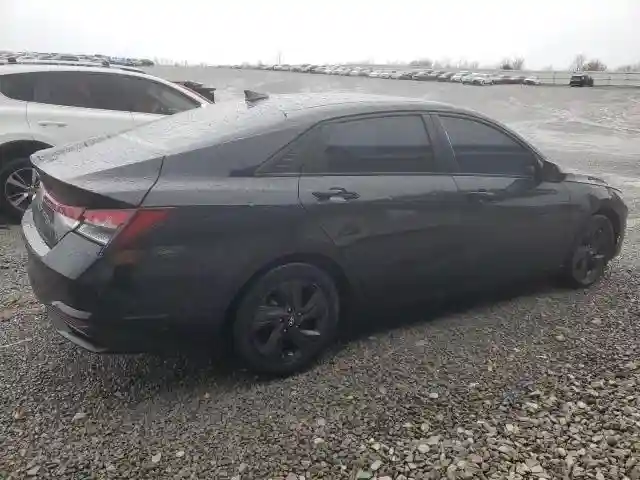KMHLM4AG2MU122745 2021 HYUNDAI ELANTRA-2
