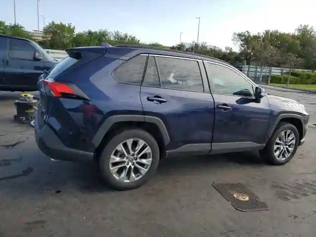 2T3C1RFV8MW131924 2021 TOYOTA RAV4-2