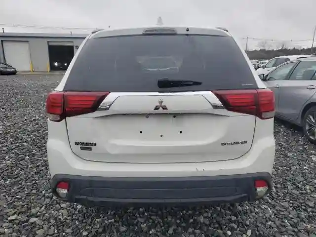 JA4AZ3A30JZ035228 2018 MITSUBISHI OUTLANDER-5