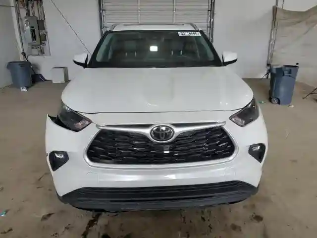 5TDHZRBH3NS232743 2022 TOYOTA HIGHLANDER-4