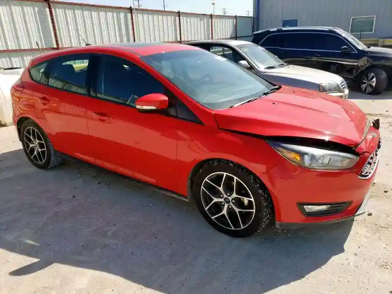 1FADP3M26HL264527 2017 FORD FOCUS-3