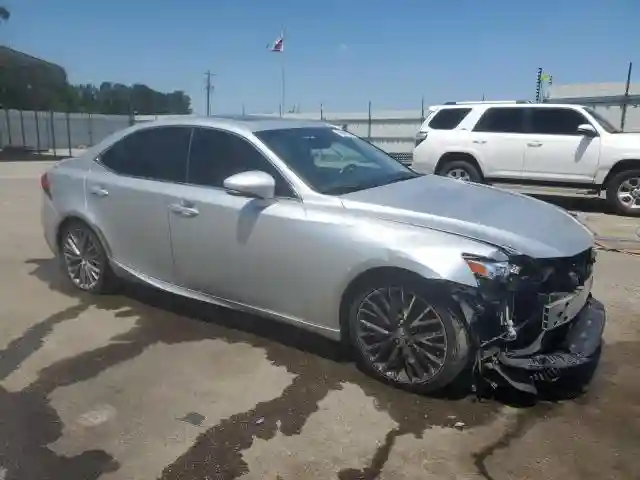 JTHBA1D2XG5022302 2016 LEXUS IS-3
