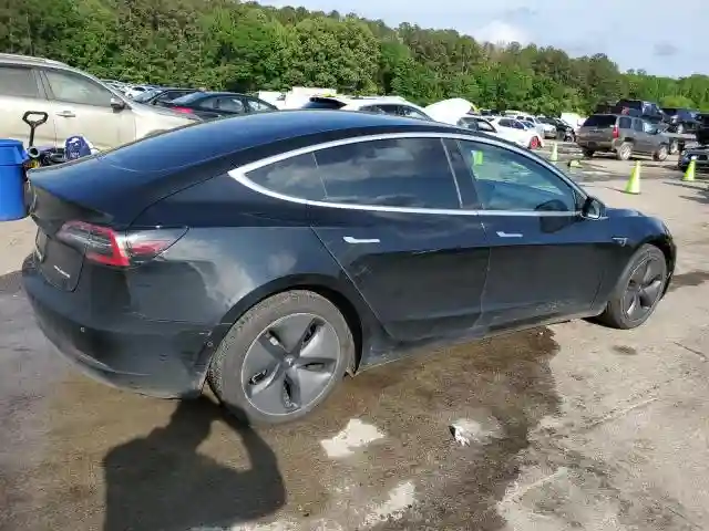 5YJ3E1EB1JF184852 2018 TESLA MODEL 3-2