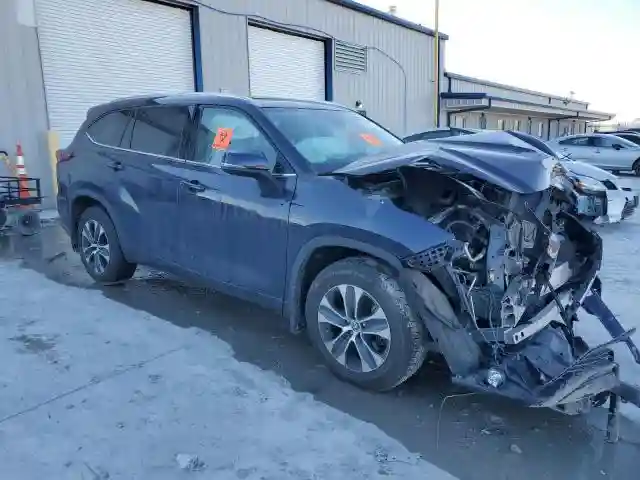 5TDGZRBH5MS107592 2021 TOYOTA HIGHLANDER-3