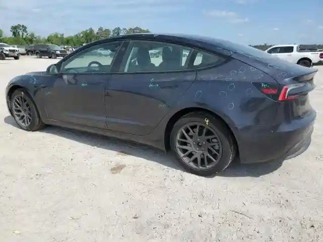5YJ3E1EA8RF825594 2024 TESLA MODEL 3-1