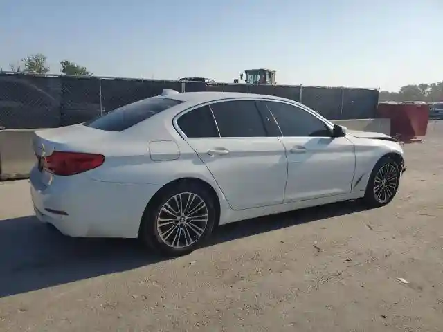 WBAJE5C52KG919676 2019 BMW 5 SERIES-2