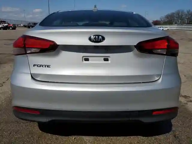 3KPFL4A75HE129634 2017 KIA FORTE-5