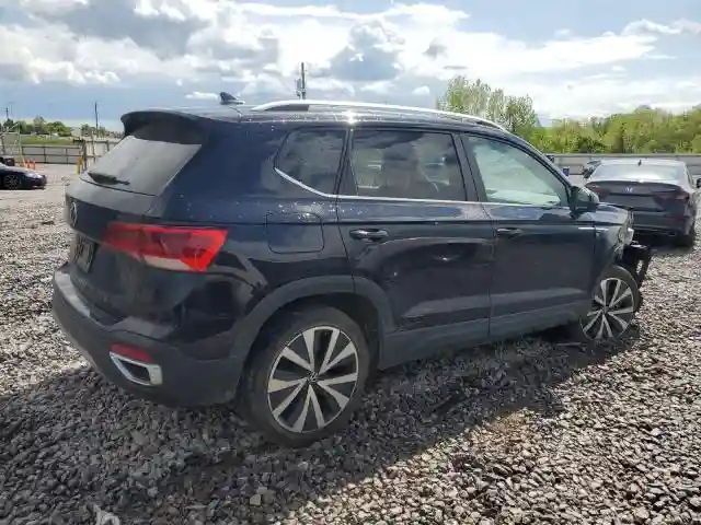 3VVRX7B28NM017595 2022 VOLKSWAGEN TAOS SE-2