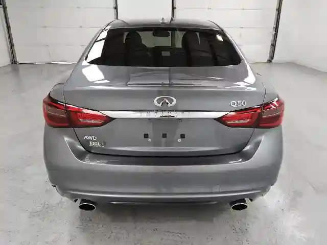 JN1EV7AR5JM436949 2018 INFINITI Q50-5