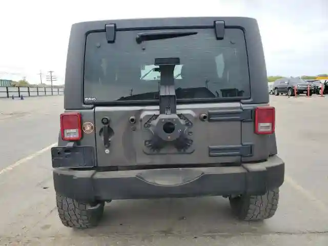 1C4BJWDG4JL912811 2018 JEEP WRANGLER-5