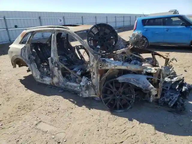 WA1VABGE1PB025630 2023 AUDI E-TRON CHR-3