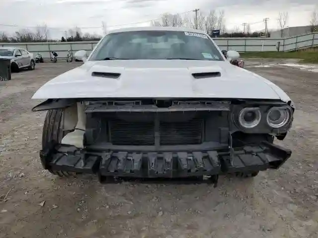 2C3CDZAGXGH245240 2016 DODGE CHALLENGER-4