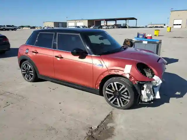 WMWXU9C08M2N29397 2021 MINI COOPER-3