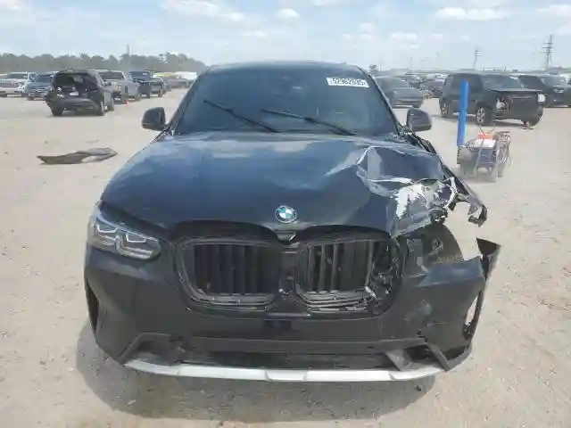 5UX33DT03R9U08801 2024 BMW X4-4