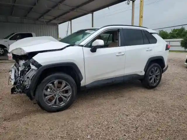 2T3B6RFV0RW047746 2024 TOYOTA RAV4-0