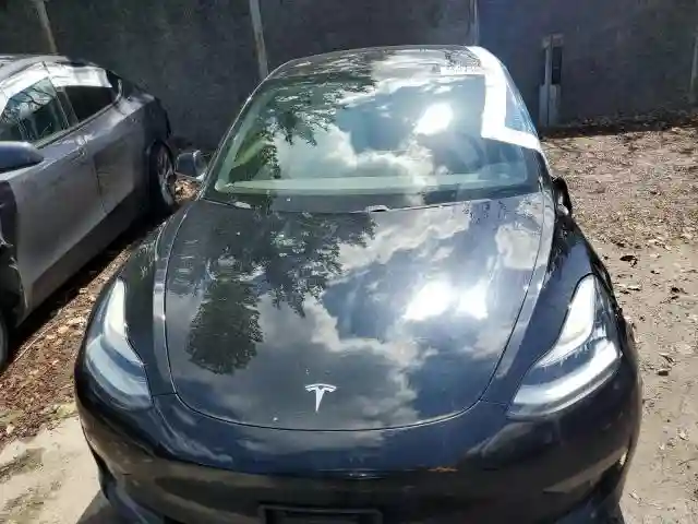 5YJ3E1EB2LF744655 2020 TESLA MODEL 3-4