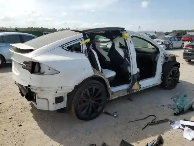 5YJXCDE40KF189634 2019 TESLA MODEL X-2