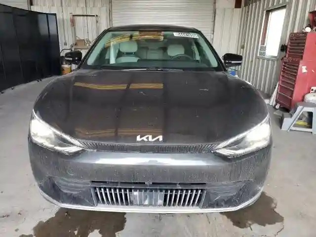 KNDC34LA3R5163032 2024 KIA EV6 LIGHT-4