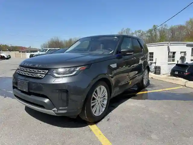 SALRT2RV8JA050660 2018 LAND ROVER DISCOVERY-0