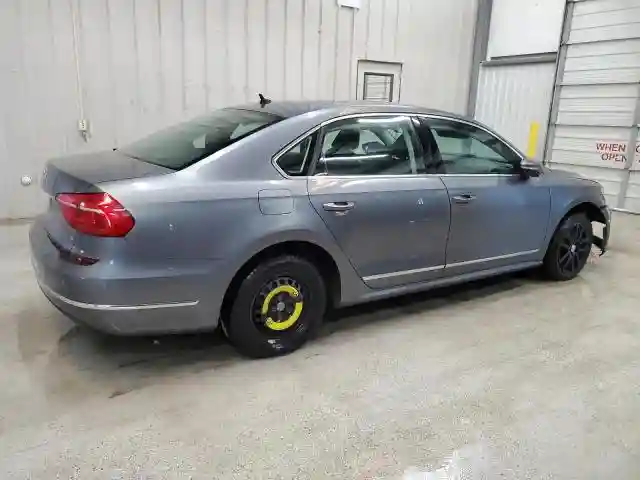 1VWAT7A37GC042443 2016 VOLKSWAGEN PASSAT-2