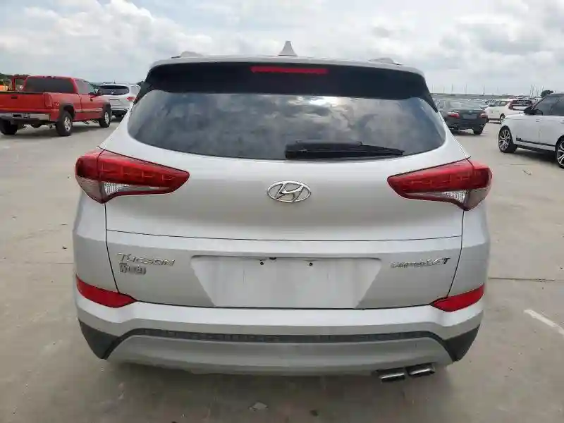 KM8J33A22HU488820 2017 HYUNDAI TUCSON-5