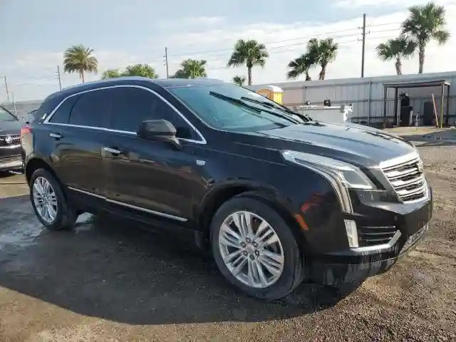 1GYKNCRS8HZ112031 2017 CADILLAC XT5-3