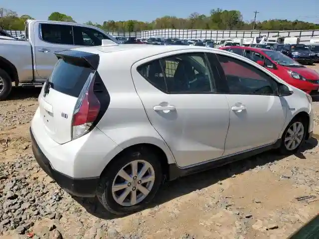 JTDKDTB32H1593310 2017 TOYOTA PRIUS-2