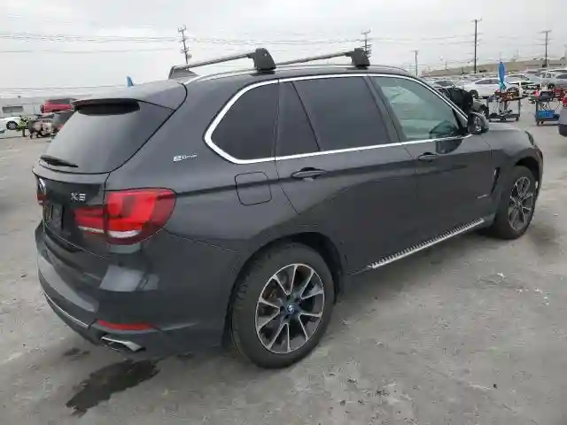 5UXKT0C54J0W00141 2018 BMW X5-2