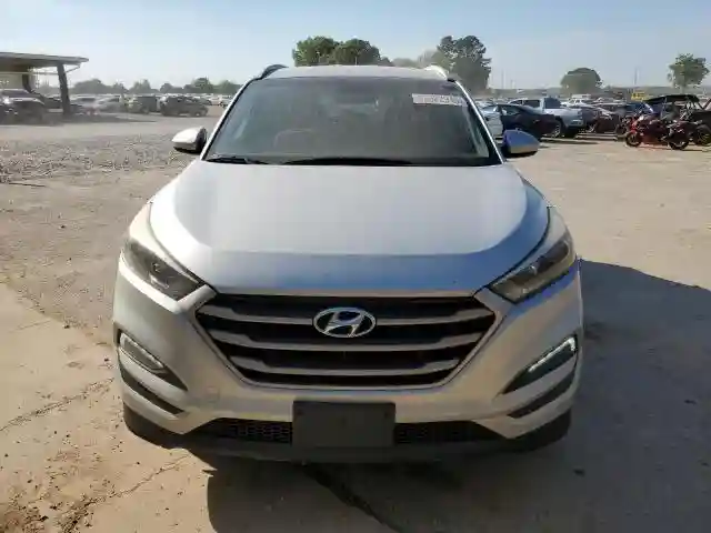 KM8J33A40HU352901 2017 HYUNDAI TUCSON-4