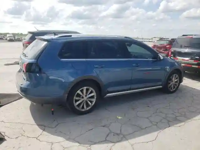 3VWH17AU9HM535618 2017 VOLKSWAGEN GOLF-2