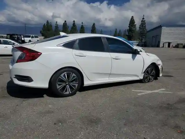 JHMFC1F77JX032561 2018 HONDA CIVIC-2