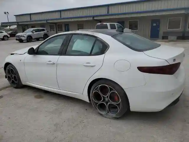 ZARFANBN0N7656393 2022 ALFA ROMEO GIULIA SUP-1