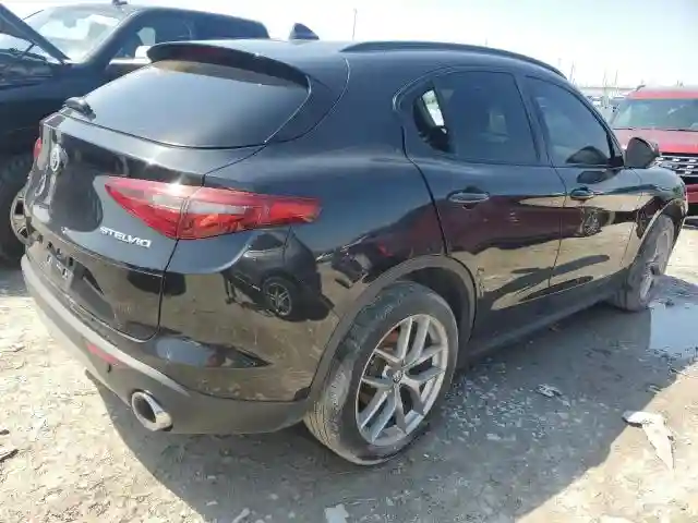 ZASFAKNNXJ7B84760 2018 ALFA ROMEO STELVIO-2
