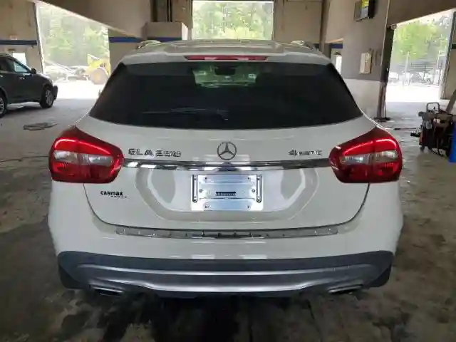 WDCTG4GB5FJ123832 2015 MERCEDES-BENZ GLA-CLASS-5