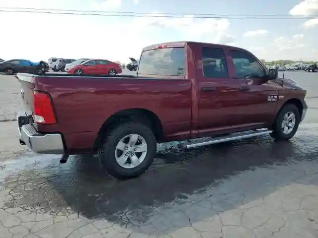 1C6RR6FT5JS333616 2018 RAM 1500-2