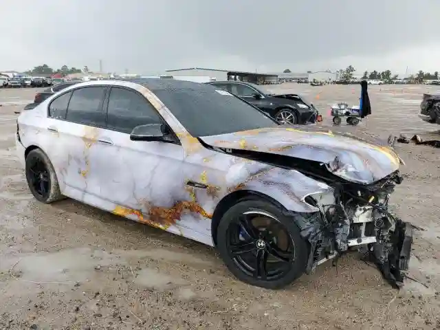 WBA5A5C50GD528516 2016 BMW 5 SERIES-3