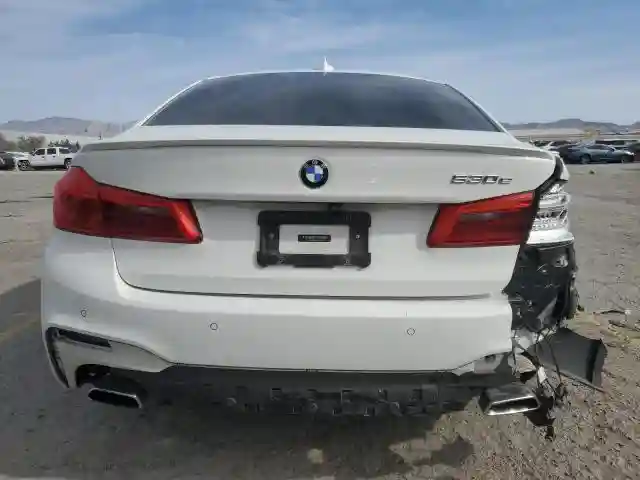 WBAJA9C50JB249057 2018 BMW 5 SERIES-5