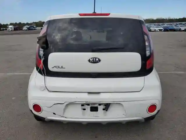 KNDJP3A54J7907256 2018 KIA SOUL-5