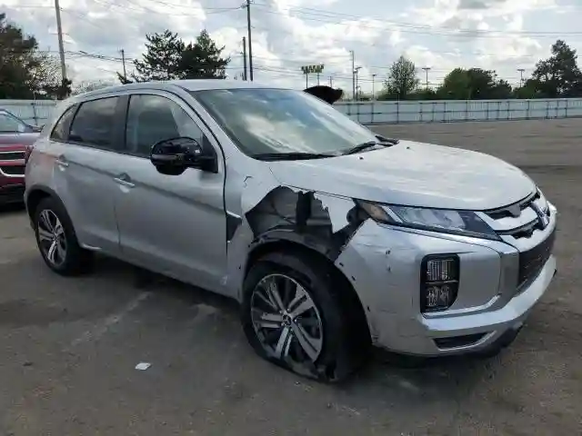 JA4ARUAU2RU014484 2024 MITSUBISHI OUTLANDER-3