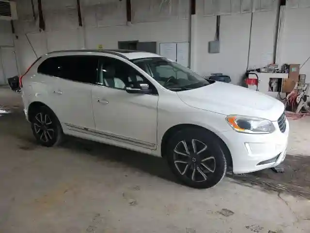 YV449MRR5H2121541 2017 VOLVO XC60-3