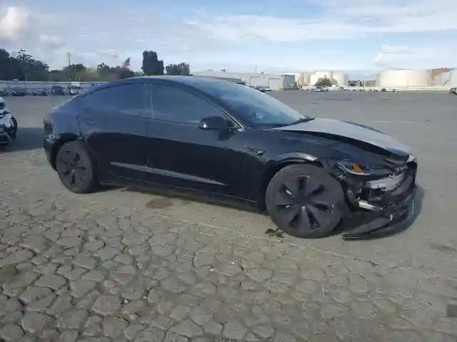 5YJ3E1EA5RF716946 2024 TESLA MODEL 3-3