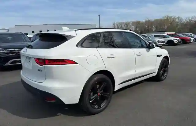 SADCL2FN8JA259869 2018 JAGUAR F-PACE-3