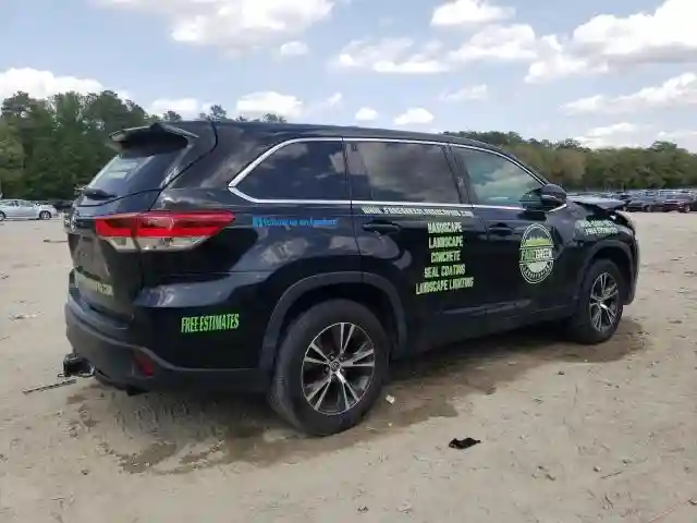 5TDZARFH3HS027367 2017 TOYOTA HIGHLANDER-2