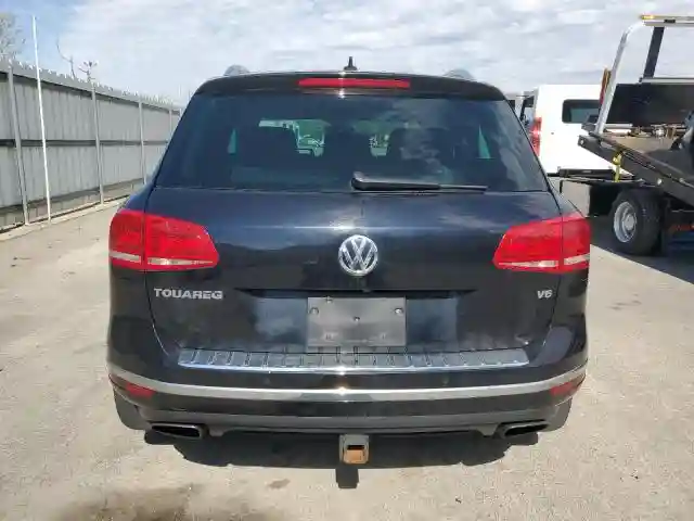 WVGEF7BP9HD004779 2017 VOLKSWAGEN TOUAREG-5