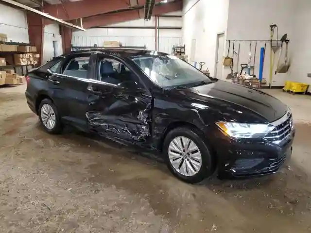 3VWC57BU1KM170839 2019 VOLKSWAGEN JETTA-3
