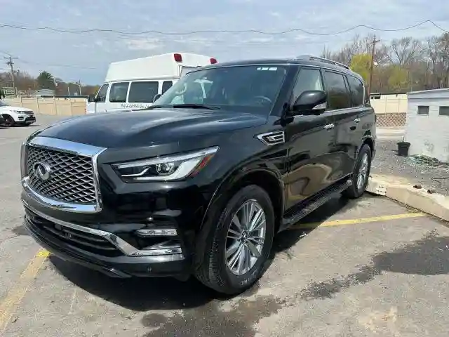 JN8AZ2AD8P9875358 2023 INFINITI QX80-0