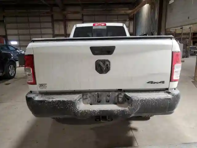 3C6UR5HL6RG328526 2024 RAM 2500-5